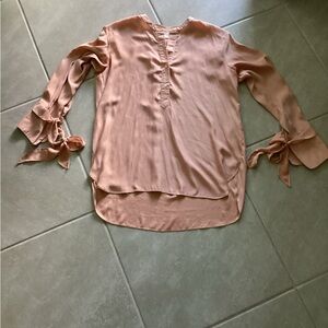 Impeccable Pig Elegant Women's Blouse with Tie Sleeves